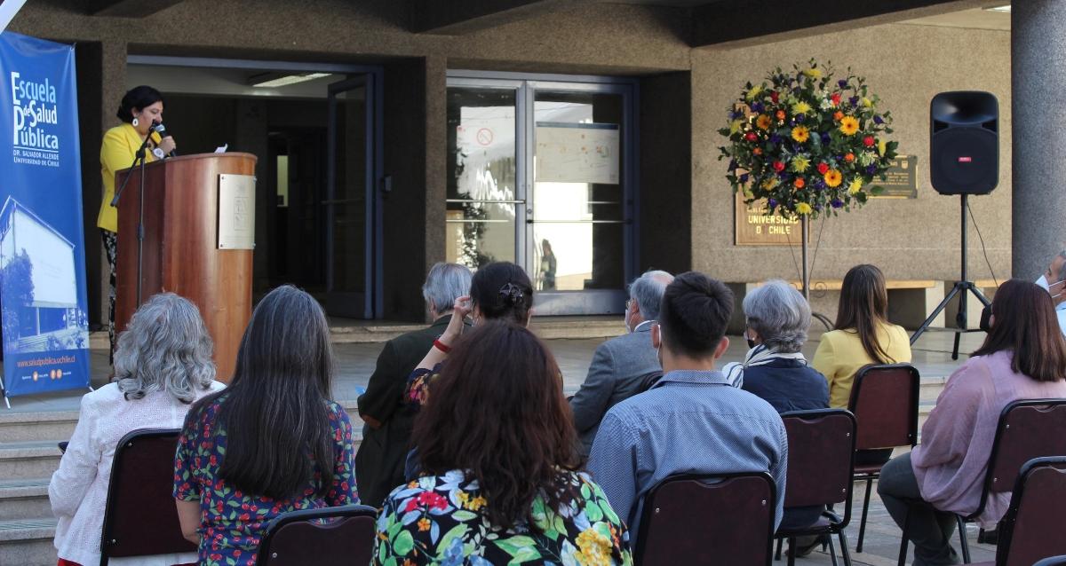 Una ceremonia íntima se desarrolló la ceremonia de cambio de mando de la Escuela de Salud Pública de la Ude Chile.