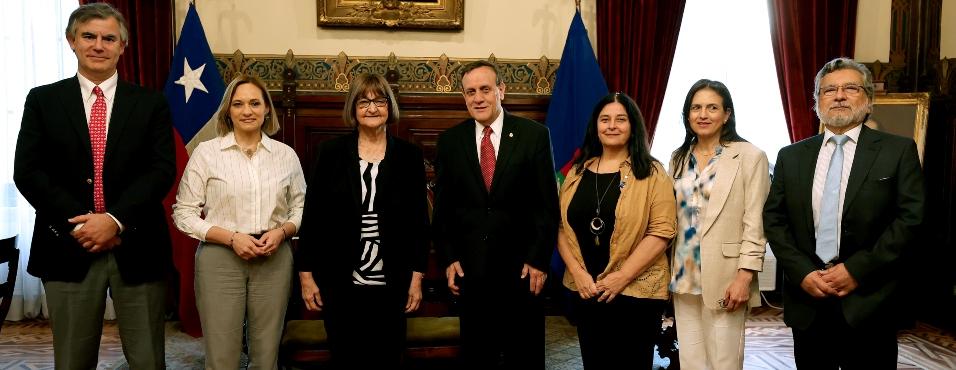 Presentación de la Dra. Lorena Rodríguez Osiac en la Cuenta Pública CECAN  "Fortaleciendo la Lucha Contra el Cáncer: Prevención, Detección y Equidad"