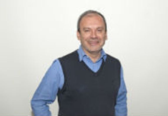 Dr. Rafael Sepúlveda, académico Escuela de Salud Pública
