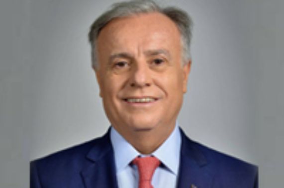 Dr Emilio Santelices